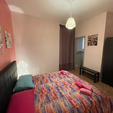 Spellico 571 E 572 Guest house